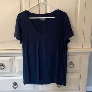 Lilly Pulitzer size XL T-shirt